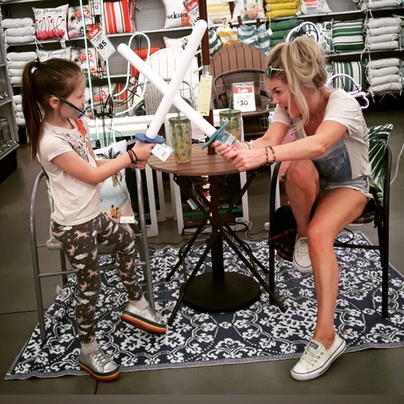 Meet your Posher, Natalie - Picture 6 of 11